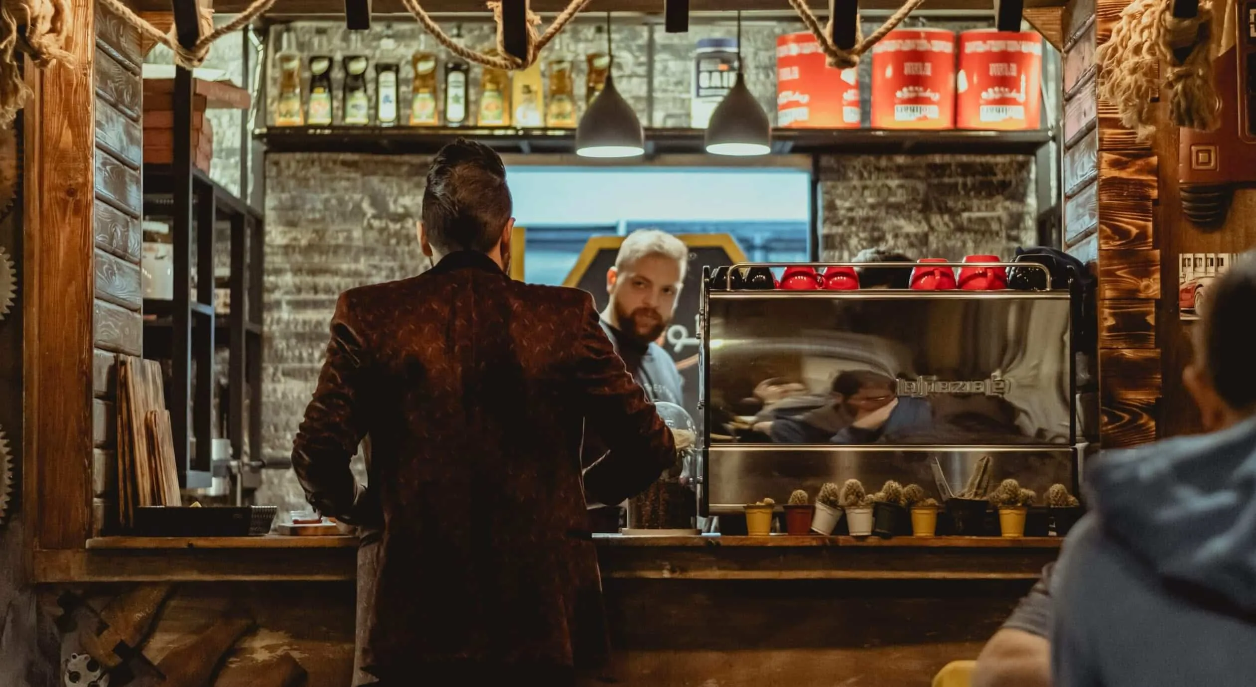 Image à la une de l’article : Acquérez-vous de nouveaux clients, ou ciblez-vous simplement les clients existants ?
